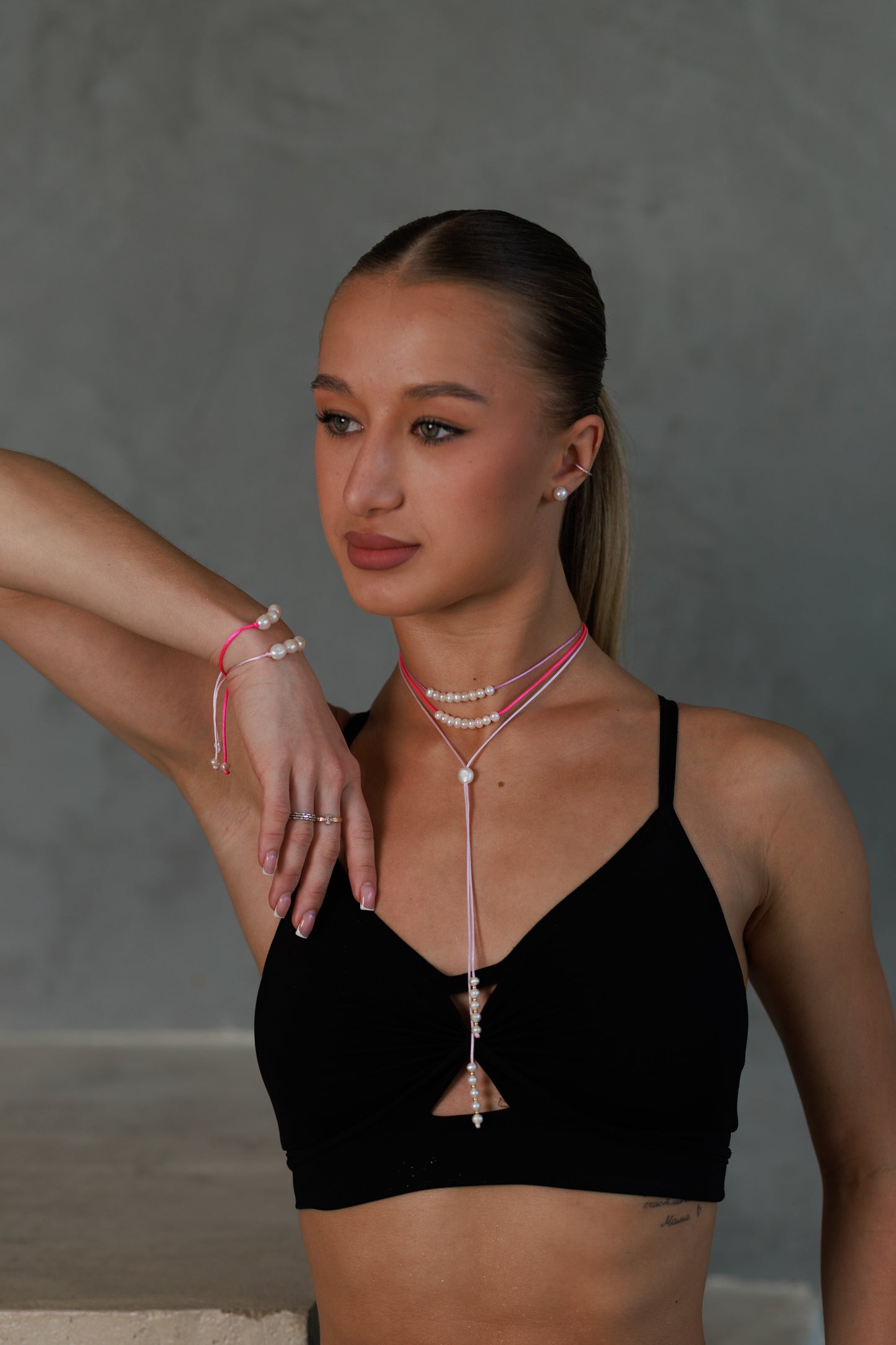 3 pearl bracelet neon pink