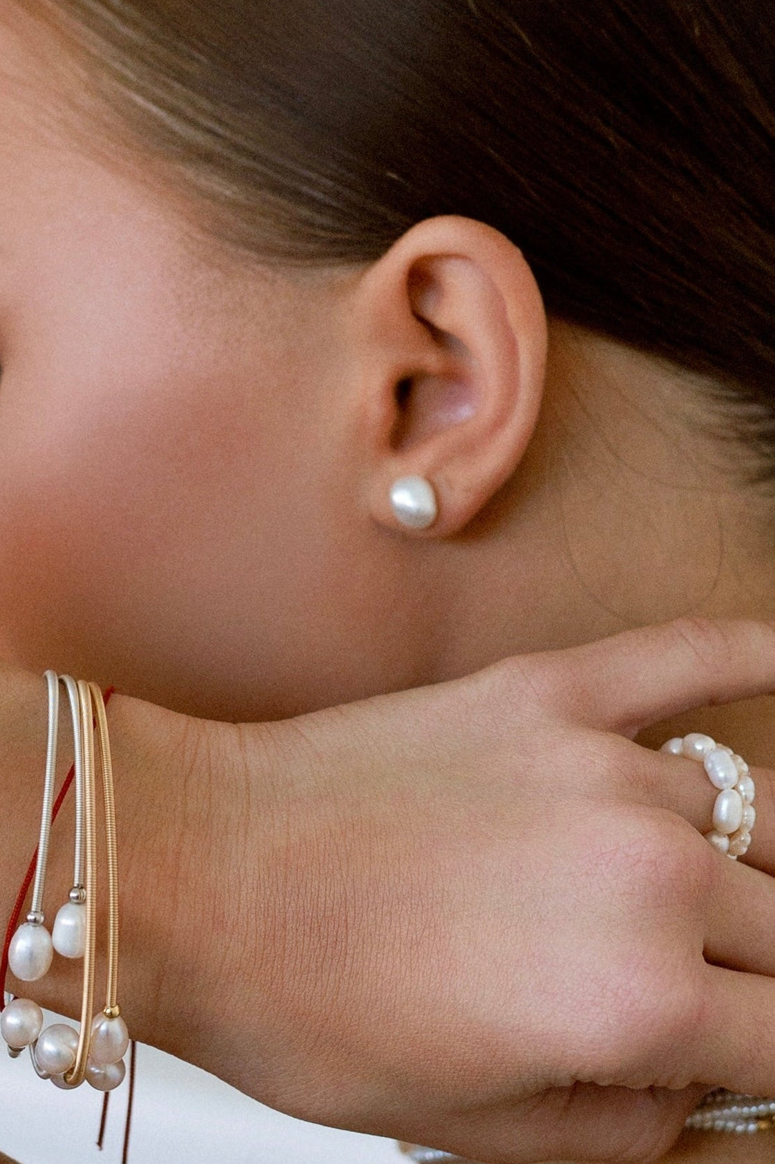 Double pearl cuff gold
